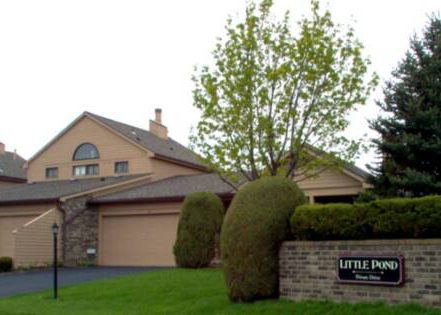 little_pond_townhomes_board_1 Garnet Residence