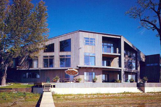 private_residence_board_1_op_608x351 Garnet Residence